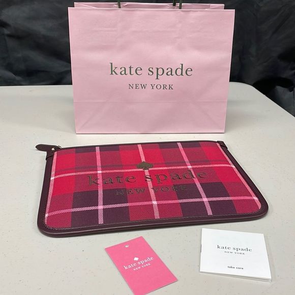 Kate Spade large zipper pouch - Picture 2 of 6